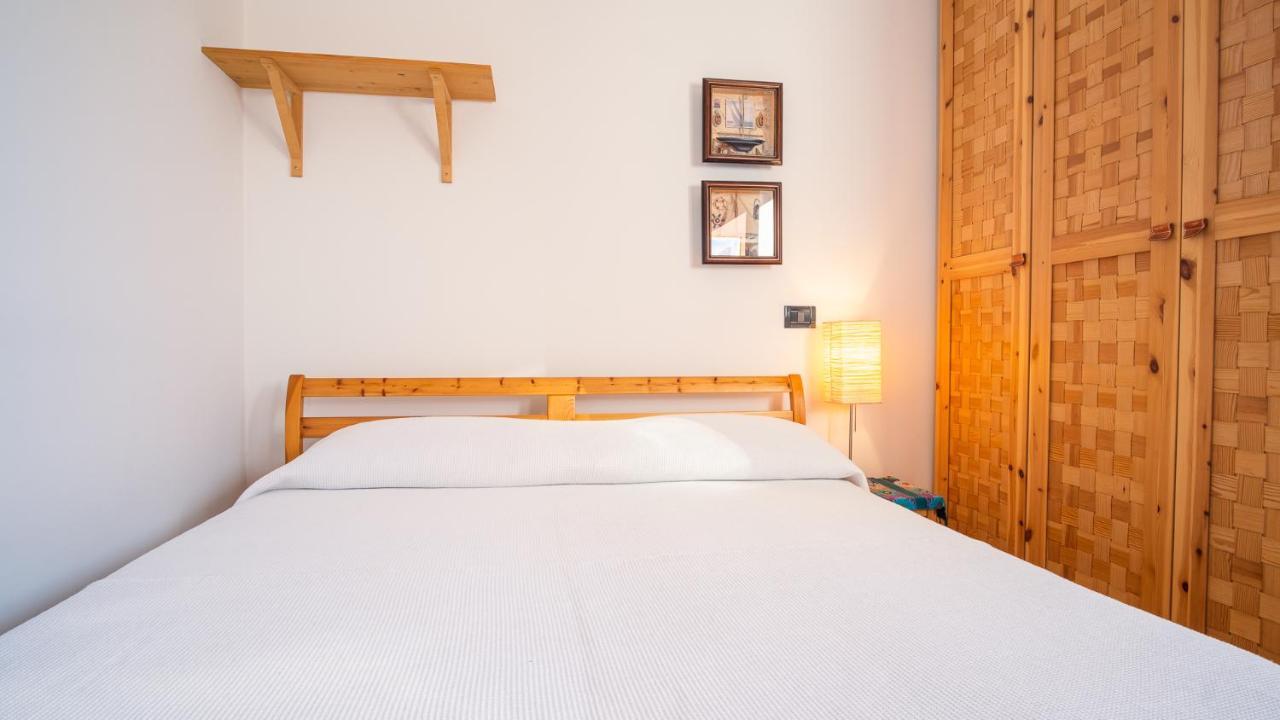 The Zodiac Apartment - Italian Homing Sirmione Ngoại thất bức ảnh